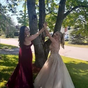 Meet your Posher, Madison